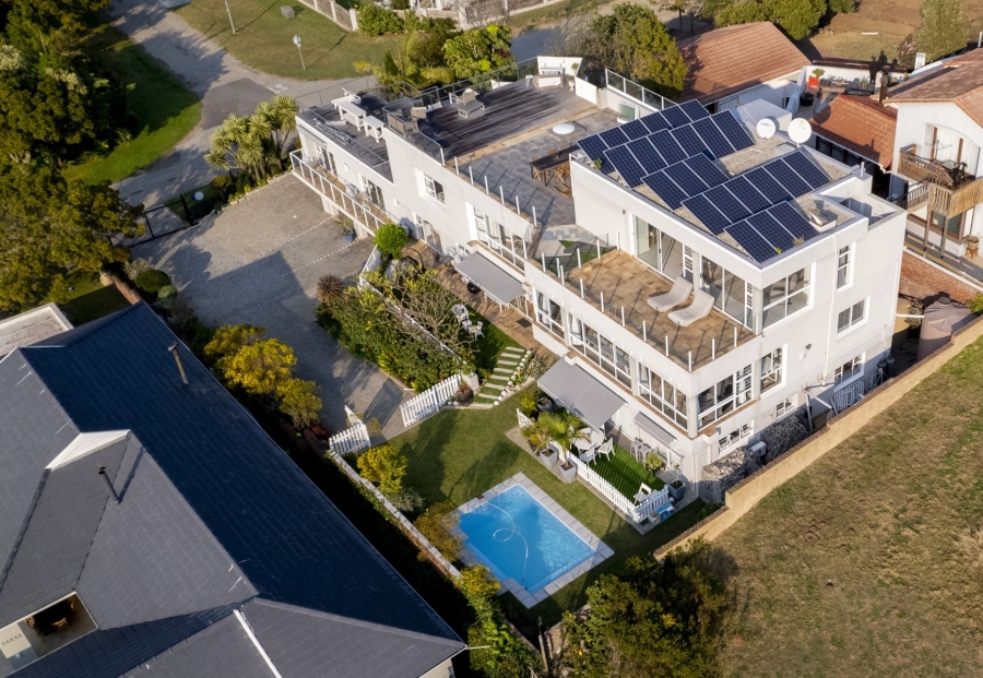9 Bedroom Property for Sale in Poortjies Western Cape